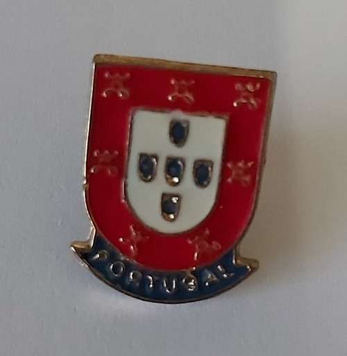 PORTUGAL NATIONAL TEAM - LAPEL PIN 16mm BADGE