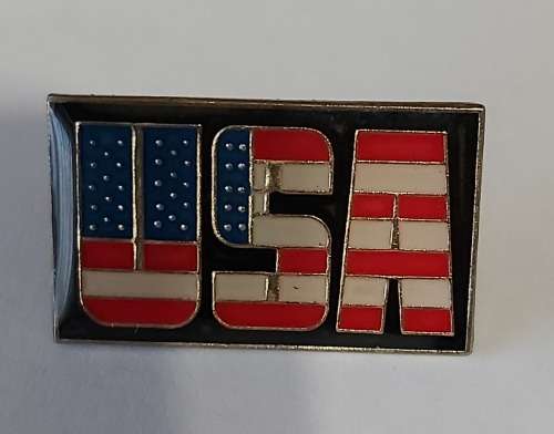 USA  - LAPEL PIN 30mm BADGE