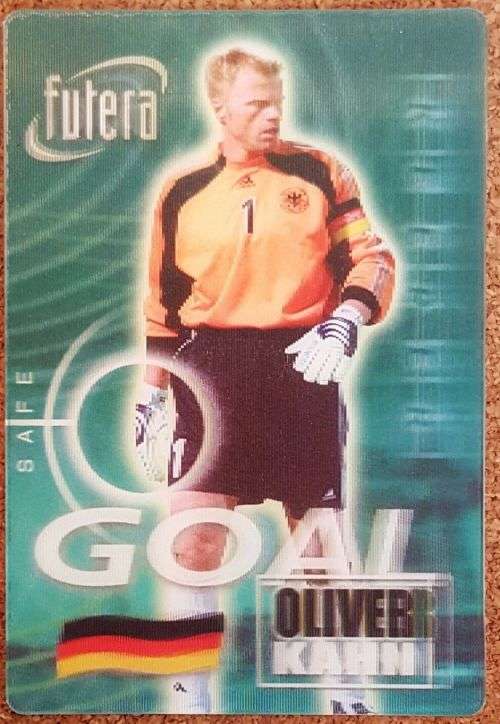 OLIVER KHAN - FUTERA PLATINUM 2002 3D - "RARE" "HOLOGRAPHIC" INSERT 3D TRADING CARD