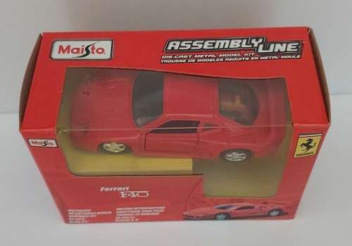 FERRARI  F40 - MAISTO `ASSEMBLY LINE` 1/39 SCALE MODEL CAR
