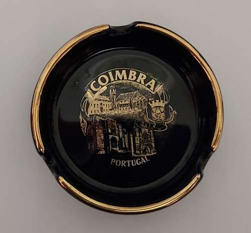 PORTUGAL SOUVENIR CERAMIC ASHTRAY (Coimbra) - 80mm Diameter - Gold Leaf Rim in EXCELENT CONDITION