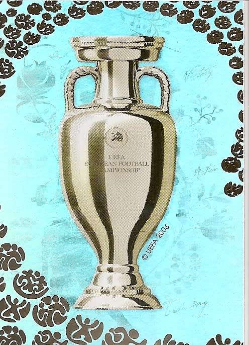 EURO 2008 - PANINI `UEFA EURO 2008 PREMIUM` COLLECTION - FOIL `TROPHY` TRADING CARD 2
