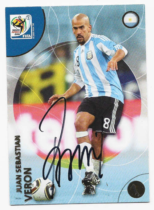 JUAN S. VERON (Argentina) - PANINI WORLD CUP 2010 -  Personally `AUTOGRAPHED` TRADING CARD