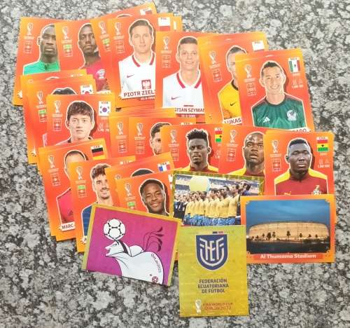 WORLD CUP 2022 - PANINI `FIFA WORLD CUP 2022` QATAR STICKER COLLECTION - LOT of 47 STICKERS - LOT B1