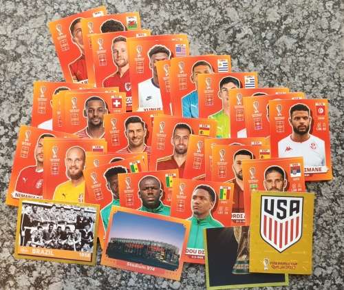 WORLD CUP 2022 - PANINI `FIFA WORLD CUP 2022` QATAR STICKER COLLECTION - LOT of 47 STICKERS - LOT C1