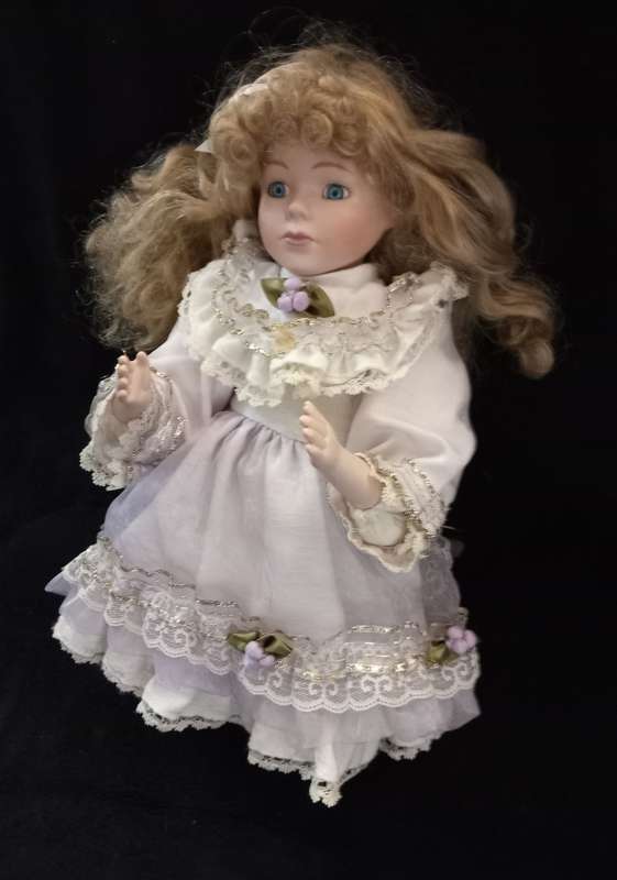 PORCELAIN ANTIQUE DOLL - 42cm TALL - EXCELLENT DETAIL - Good Condition