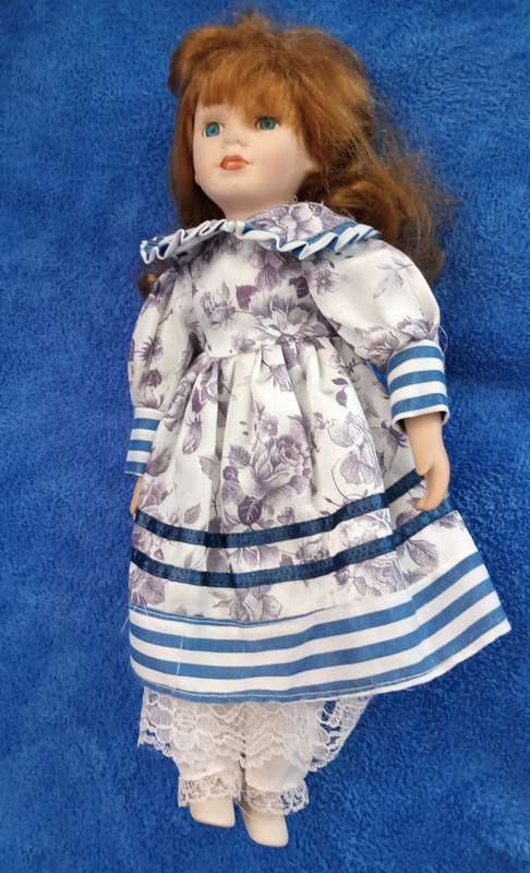 PORCELAIN ANTIQUE DOLL - 36cm TALL - EXCELLENT DETAIL - Good Condition