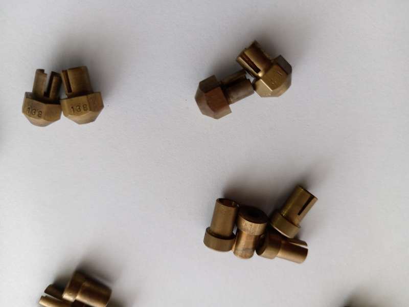 WEBBER SIDEDRAUGHT CARBURETOR SPARES - BIG JOB LOT of JETS ETC FOR WEBBER SIDEDRAUGHT