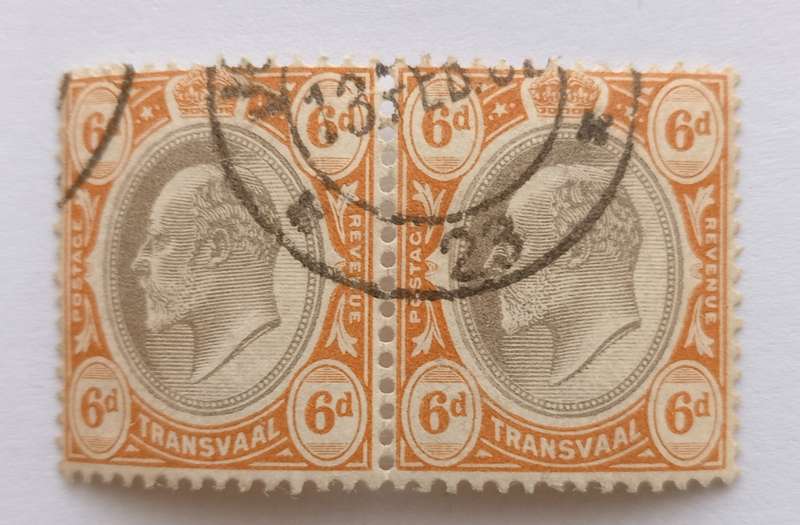 TRANSVAAL  - 1904/09  SACC 272 6d Black and Orange Pair of Stamps - Used