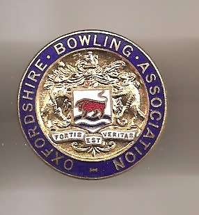 OXFORDSHIRE BOWLING CLUB  - BOWLS  LAPEL BADGE