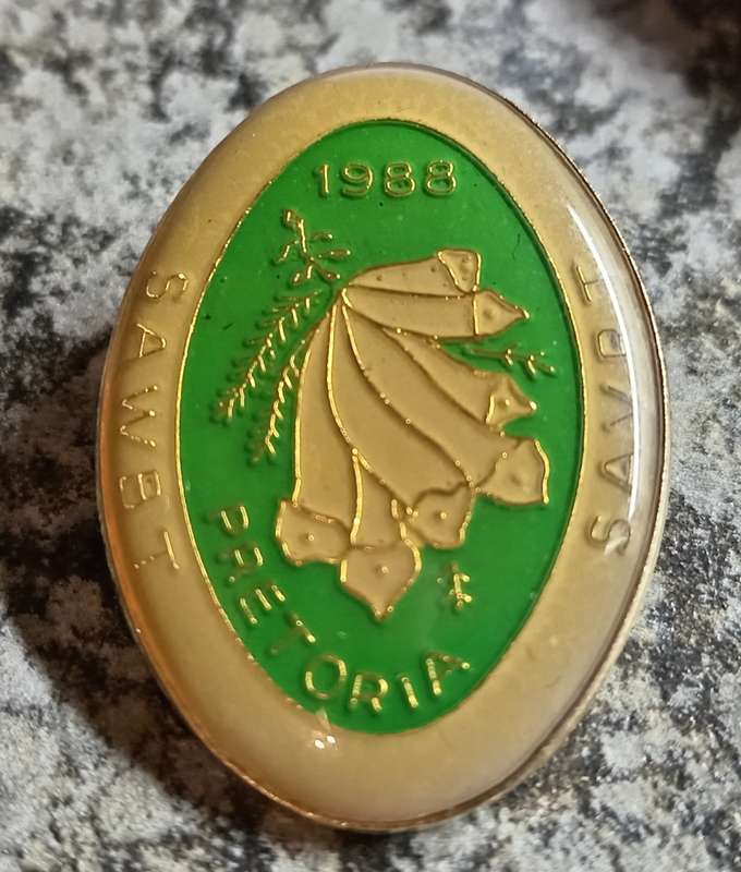 South Africa Woman`s Bowls Tournament 1988 Pretoria - Bowls Lapel Badge