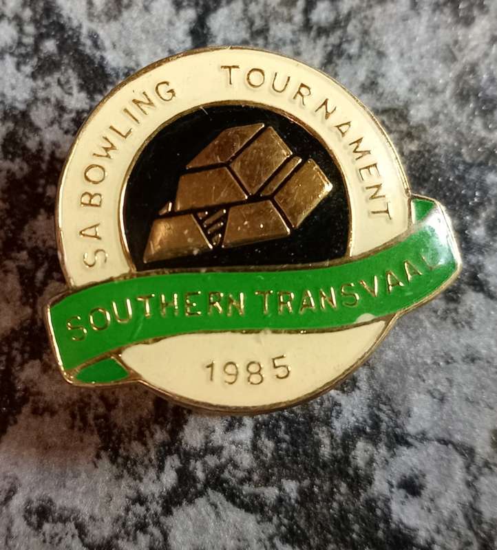 Southern Transvaal Bowls Tournament 1985 - Bowls Lapel Badge