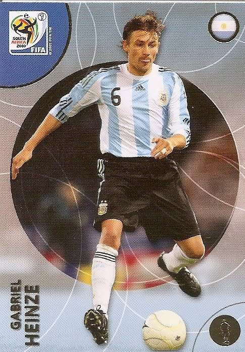 GABRIEL HEINZE (Argentina) - PANINI PREMIUM `WORLD CUP 2010` - PREMIUM `BASE` TRADING CARD 38