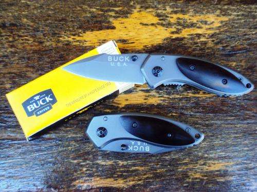 Alpha Dorado Buck Knife