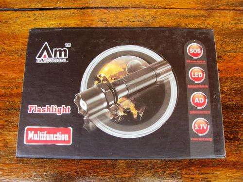 CREE 200 LUMENS SWATT TACTICLE TORCH RECHARGEABLE