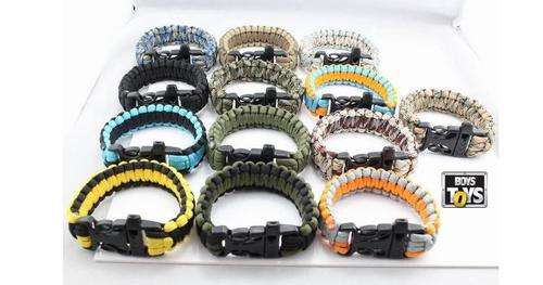 Paracord Survival Rescue Bracelet with Whistle Buckle (Mixed Colors)***HOT ITEM***