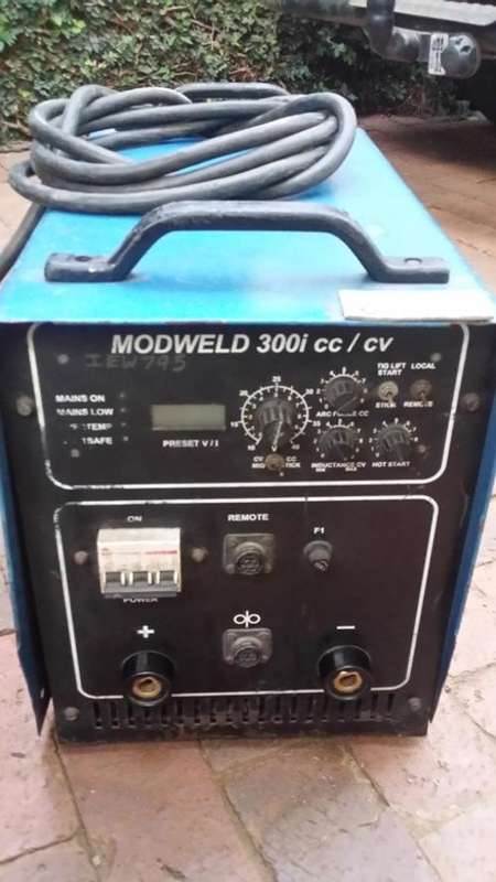 Industrial Modweld 300i cc/cv DC Inverter welder