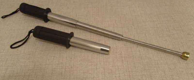 EXPANDABLE BATON
