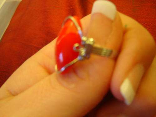 LOVELY WIRED RED STONE RING