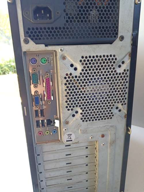 Gigabyte desktop computer intel celeron 3.46GHz (used) please read description