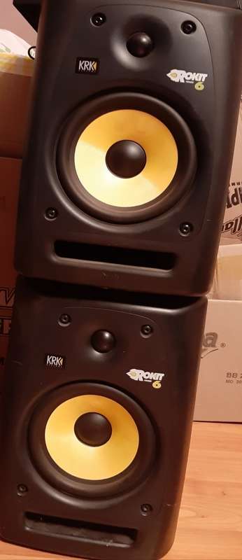 KRK ROCKIT6 Studio Monitors