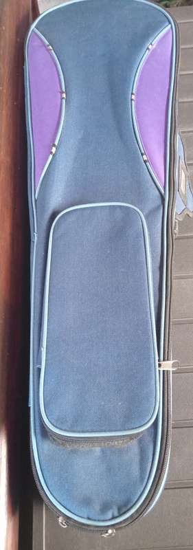 Stentor I violin 4/4 with Metronome/tuner