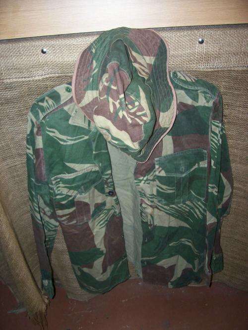 Rhodesian Army Shirt & Camo Hat