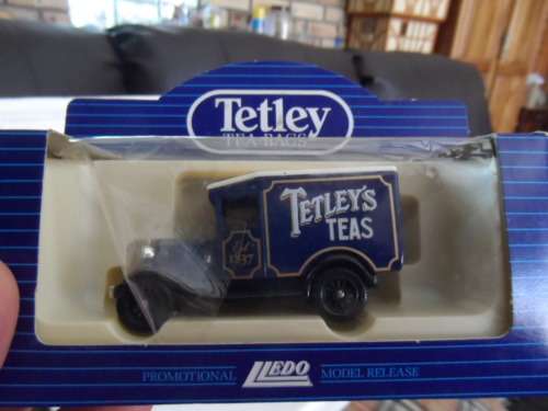LLEDO  CLOSED DELIVERY VAN - TETLEY`S TEAS  [M5]