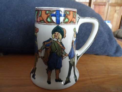 STUNNING ROYAL DOULTON MUSKATEERS/CAVELIERS STEIN/TANKARD D4749