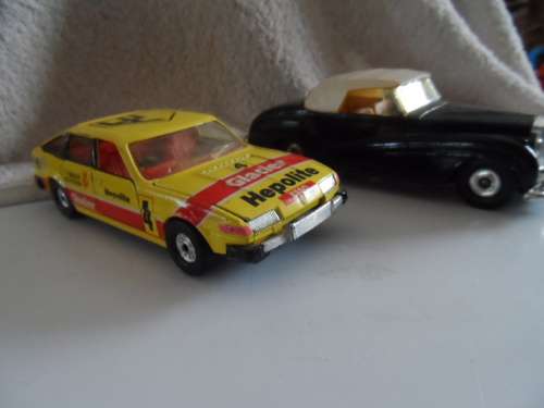 CORGI BENTLY R SERIES AND ROVER 3500 LOT [B20]