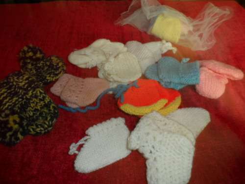 Vintage dolls clothes 11 pairs booties etc.  lot 11 first love