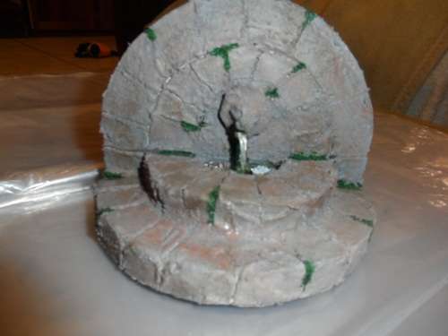 HANDMADE WATER FEATURE 1/12TH SCALE DOLLS HOUSE