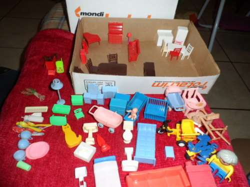 VERY LARGE LOT OF PLASTIC FURNITURE LOVELY CONDITION