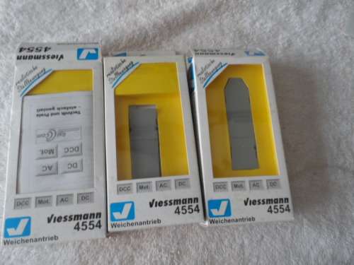 VIESSMAN HO LOT, 3 ELECTRONIC POINT MOTORS -I BID FOR ALL