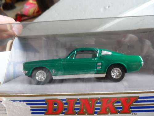 MATCHBOX DINKY DY16 1967 FORD MUSTANG FASTBACK