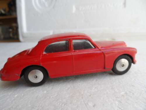 ORIGINAL CORGI 205 RILEY PATHFINDER [M31]