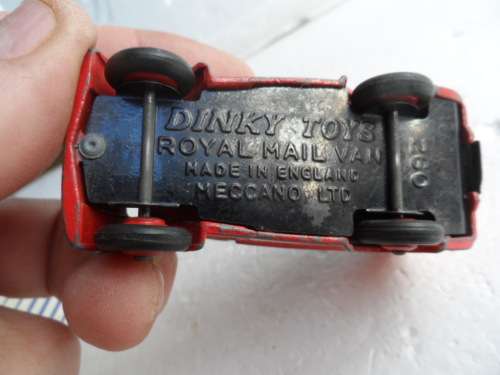 ORIGINAL DINKY 260 MORRIS ROYAL MAIL VAN [M41]