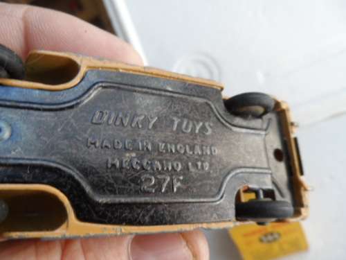 ORIGINAL DINKY  344 ESTATE CAR BOXED [M45]
