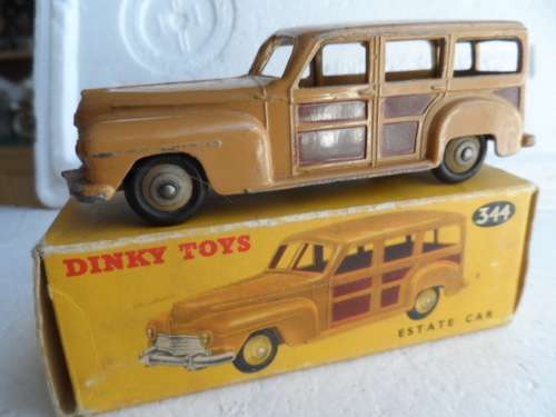 ORIGINAL DINKY  344 ESTATE CAR BOXED [M45]