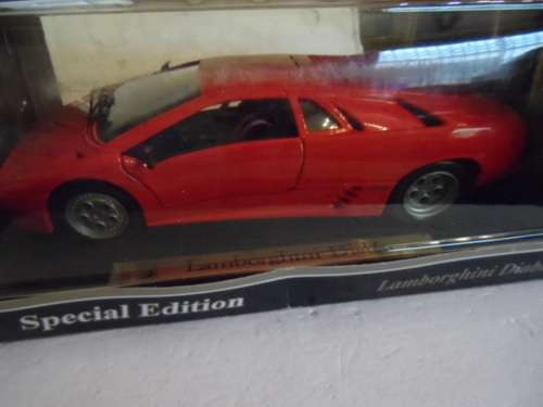 LAMBORGHINI DIABLO 1990-1/18 SCALE-BOXED