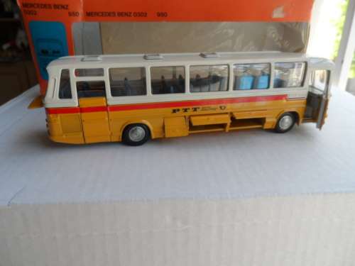 TEKNO MERCEDES BENZ 0302 BUS PPT -BOXED [M43]