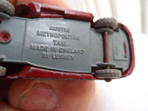 ORIGINAL MATCHBOX NO 17 AUSTIN METROPOLITAN TAXI