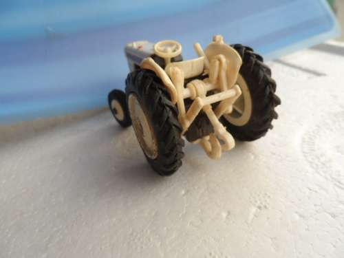 ORIGINAL DINKY DAVID BROWN TRACTOR [M20]