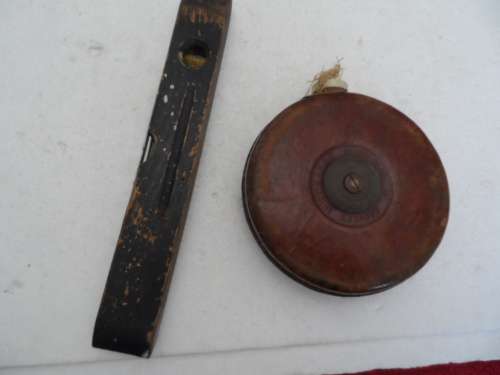 Rabones tape measure and small vintage wooden spirit level