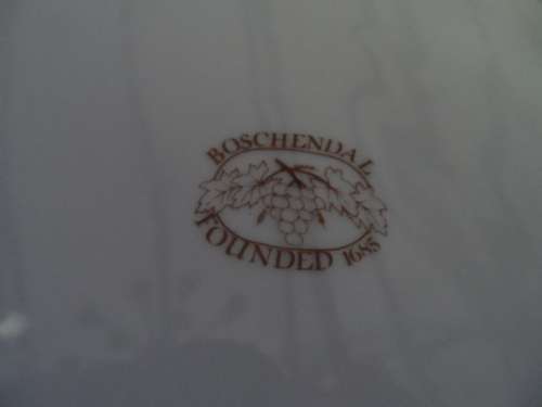 Two plates boschendal 26cm diameter and oude meester 27cm diameter