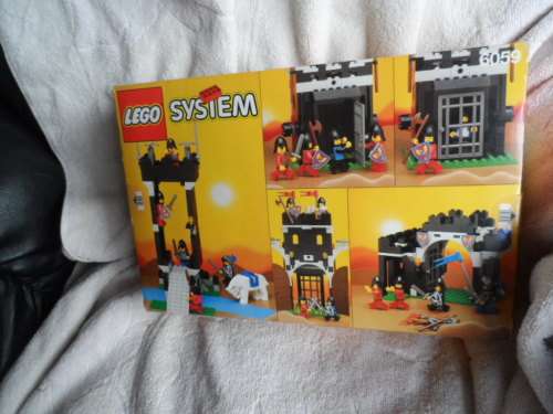 LEGO 6059 KNIGHTS CASTLE  SET- UNOPENED