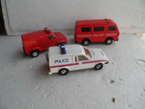 EMERGENCY THREESOME [M43]