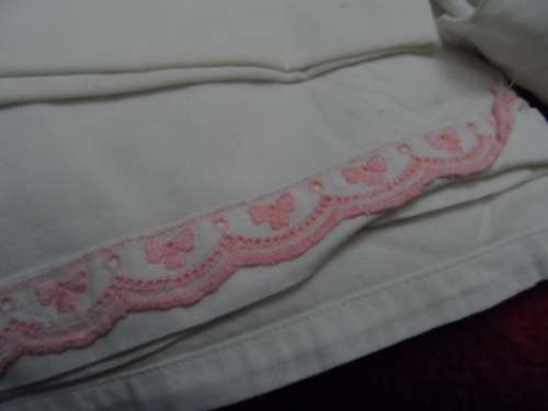 Beautiful vintage pure cotton flat sheets and pillow cases.