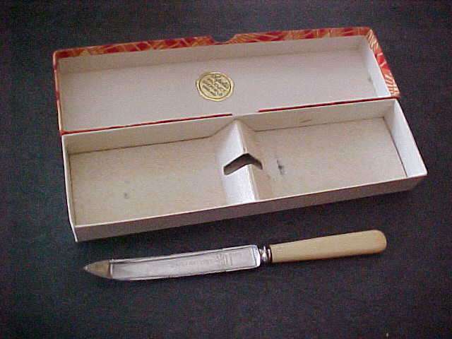 BOXED SHEFFIELD ENGLAND GRAPEFRUIT KNIFE LIKE NEW