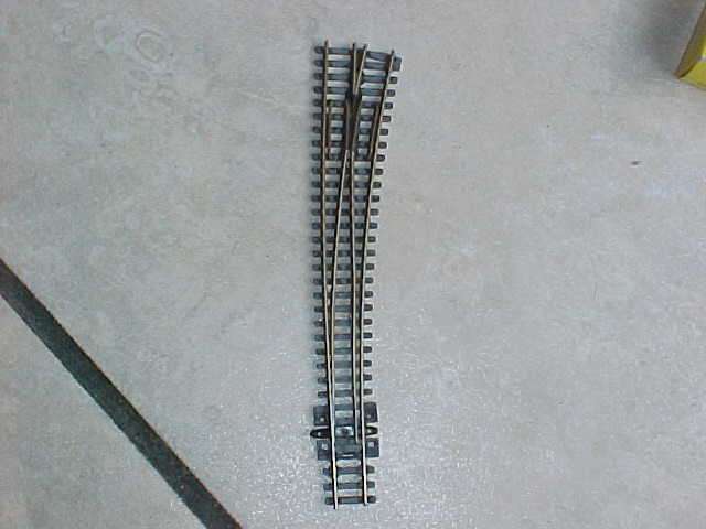 N GAUGE PECO right CURVED TURNOUT